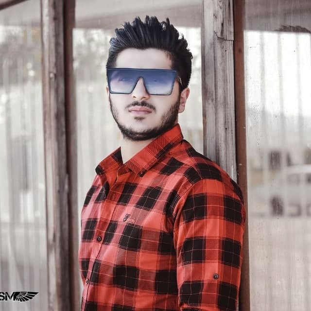 امیر سیاوشی رفیق